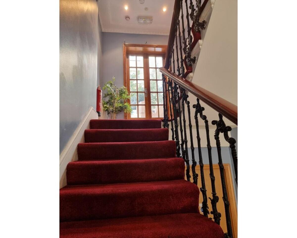 F304-Lovely 3Rd Flr Studio Fits 2 Near Hyde Park 런던 외부 사진