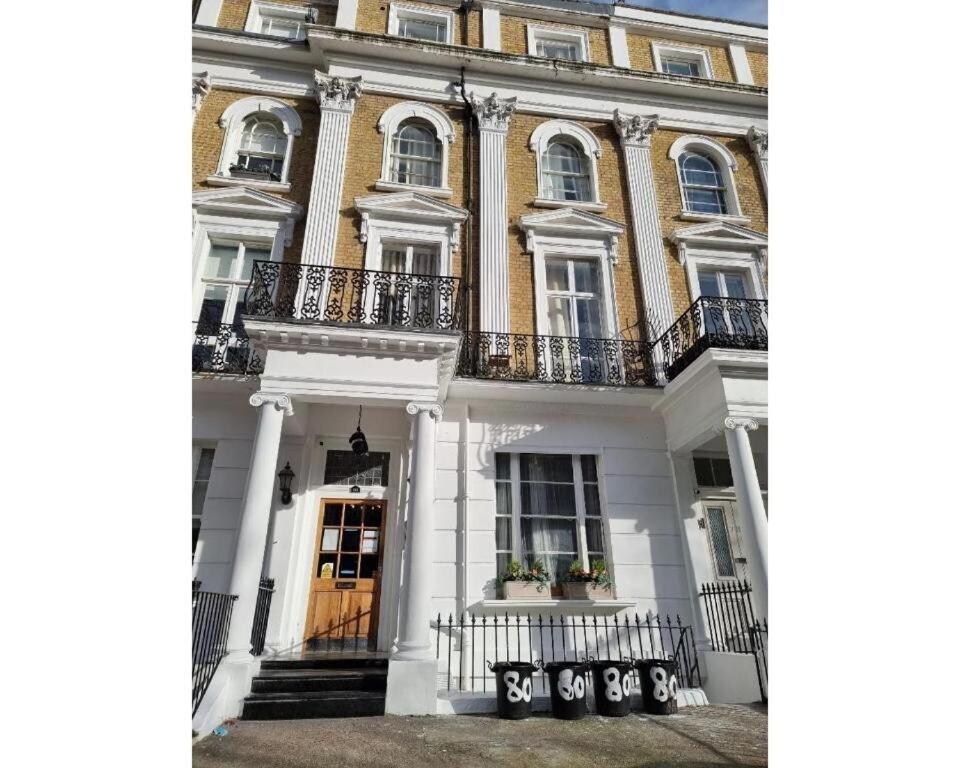 F304-Lovely 3Rd Flr Studio Fits 2 Near Hyde Park 런던 외부 사진