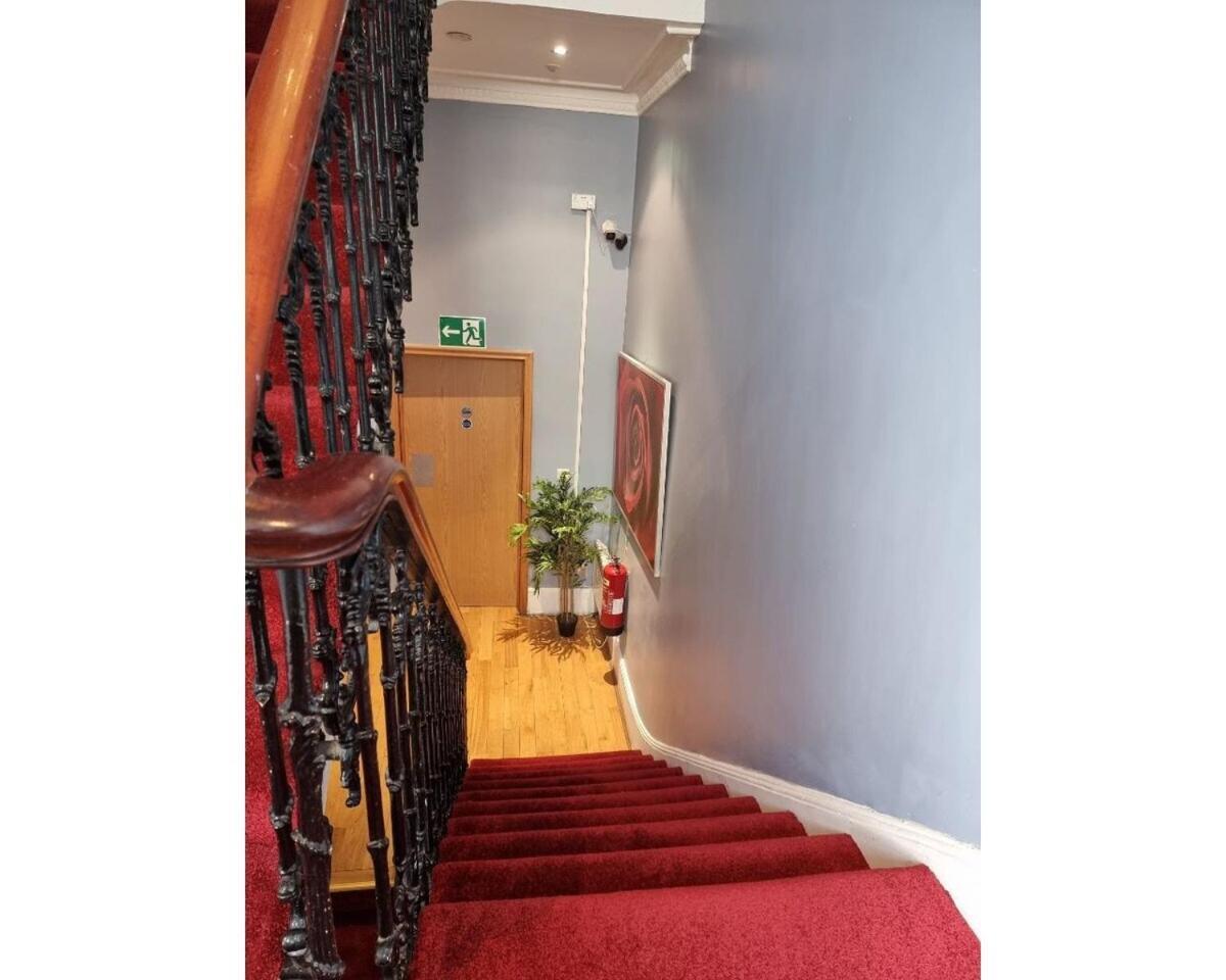 F304-Lovely 3Rd Flr Studio Fits 2 Near Hyde Park 런던 외부 사진